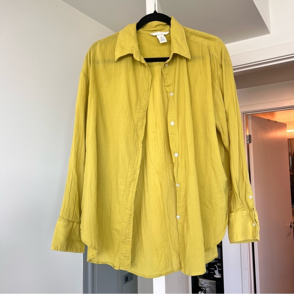Women’s Green Button-Up Shirt